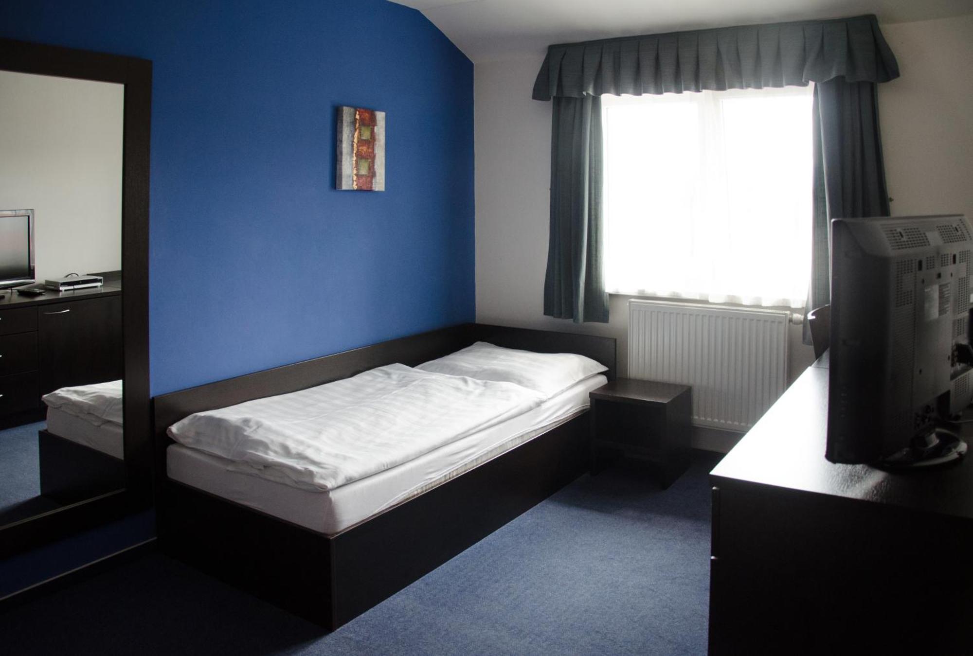 Garni Hotel Fellini Žiar nad Hronom Стая снимка