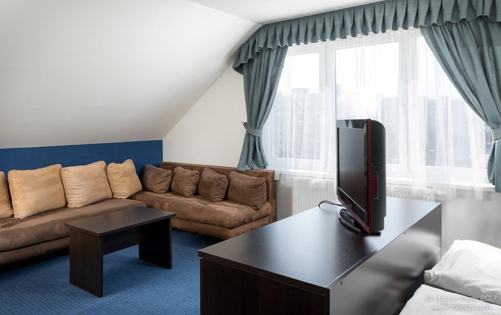 Garni Hotel Fellini Žiar nad Hronom Екстериор снимка